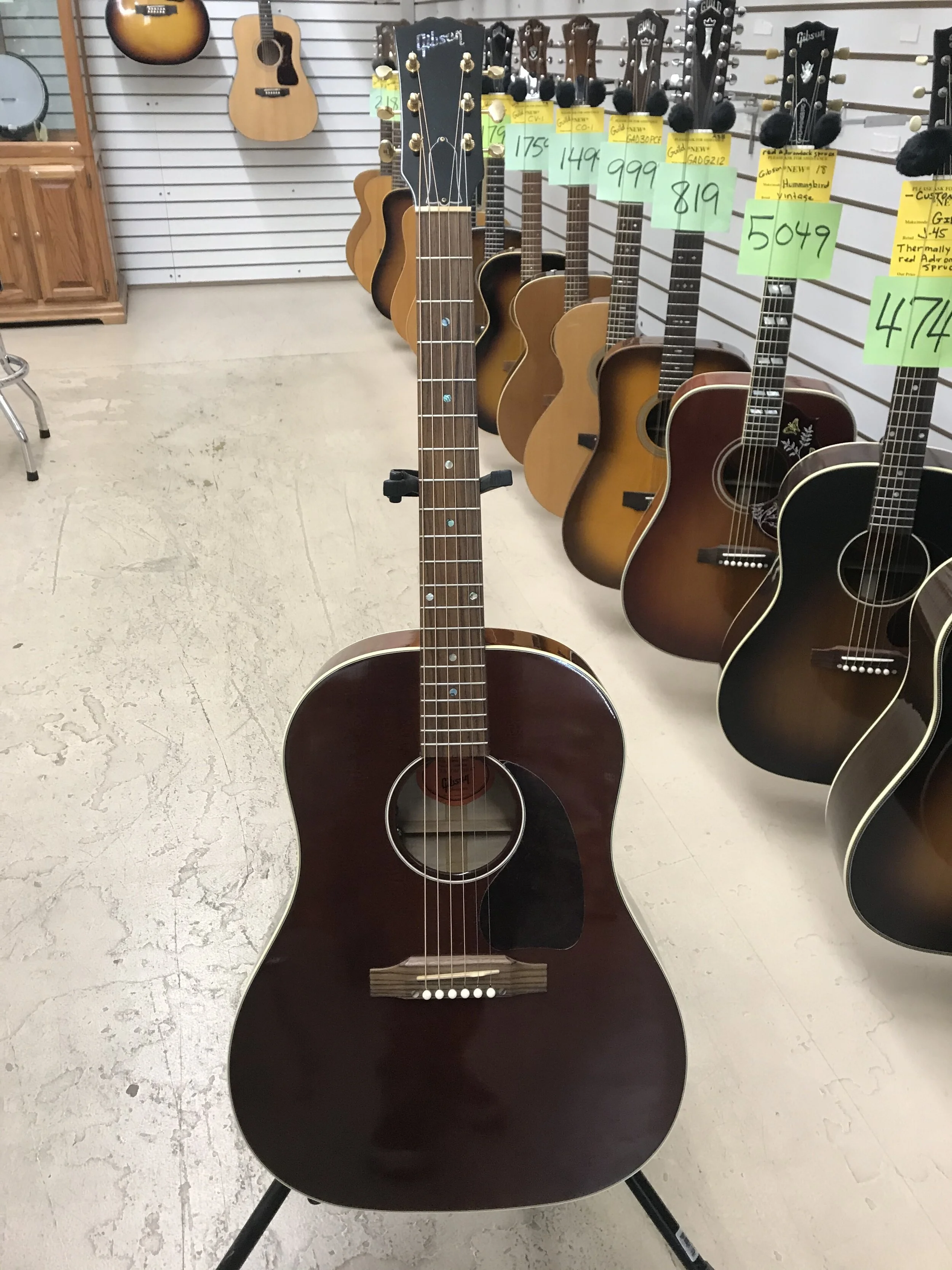 Anybody Have a Custom Shop J-45 Flamed Maple? - Gibson Acoustic